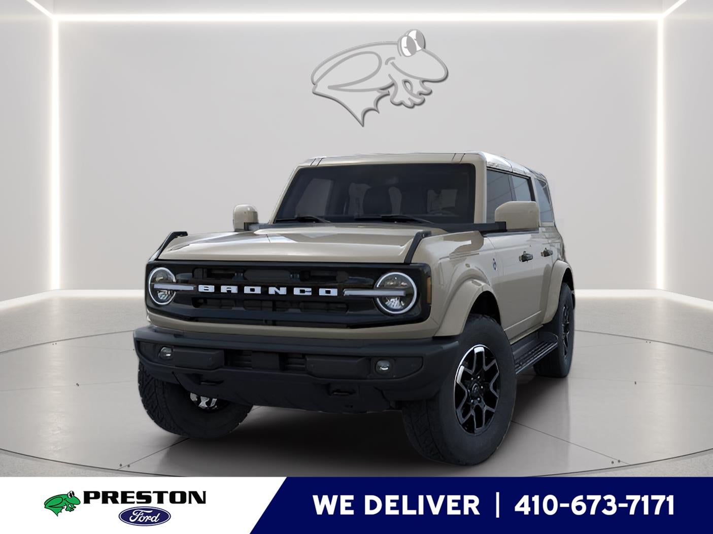 2026 Ford Bronco Outer Banks in Va Desert Sand — front three-quarter view